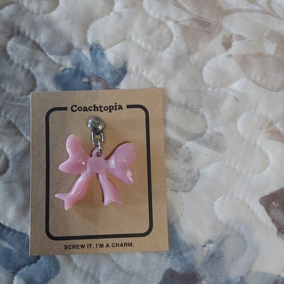 NIP Coachtopia Pink Bow Bag Charm - Picture 3 of 8